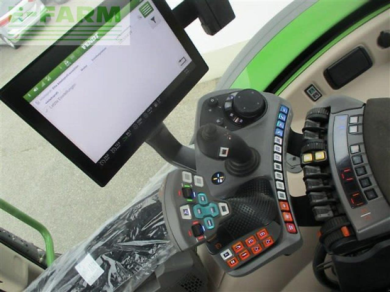 Farm tractor Fendt 728 vario gen7 profi plus ProfiPlus: picture 12