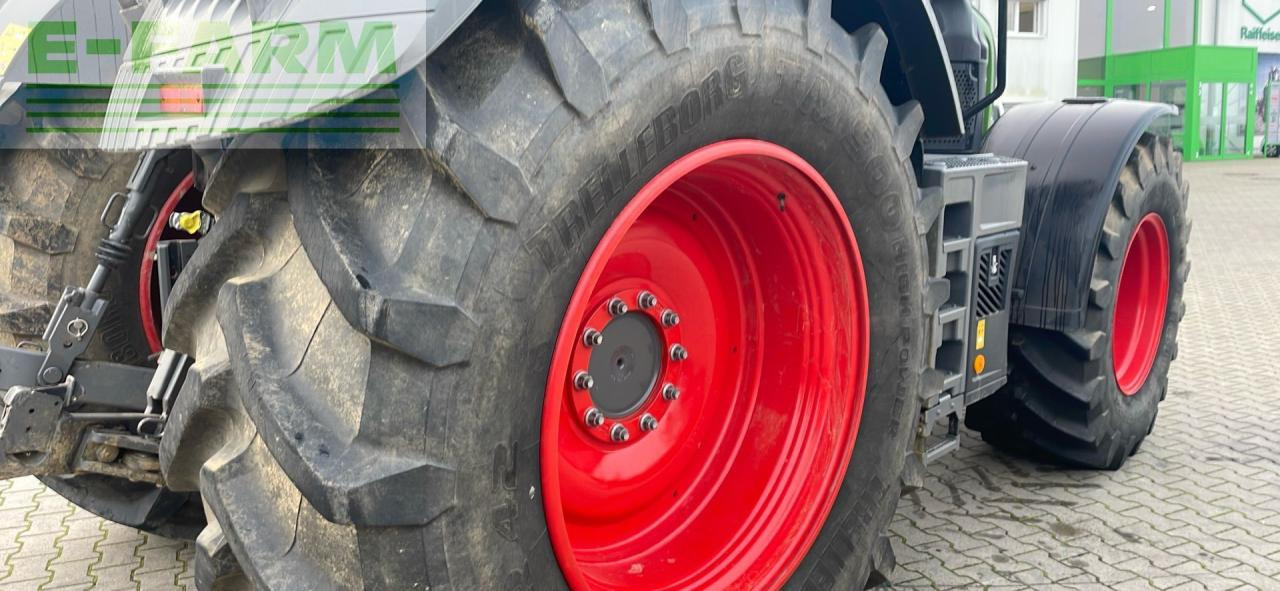 Farm tractor Fendt 828: picture 11