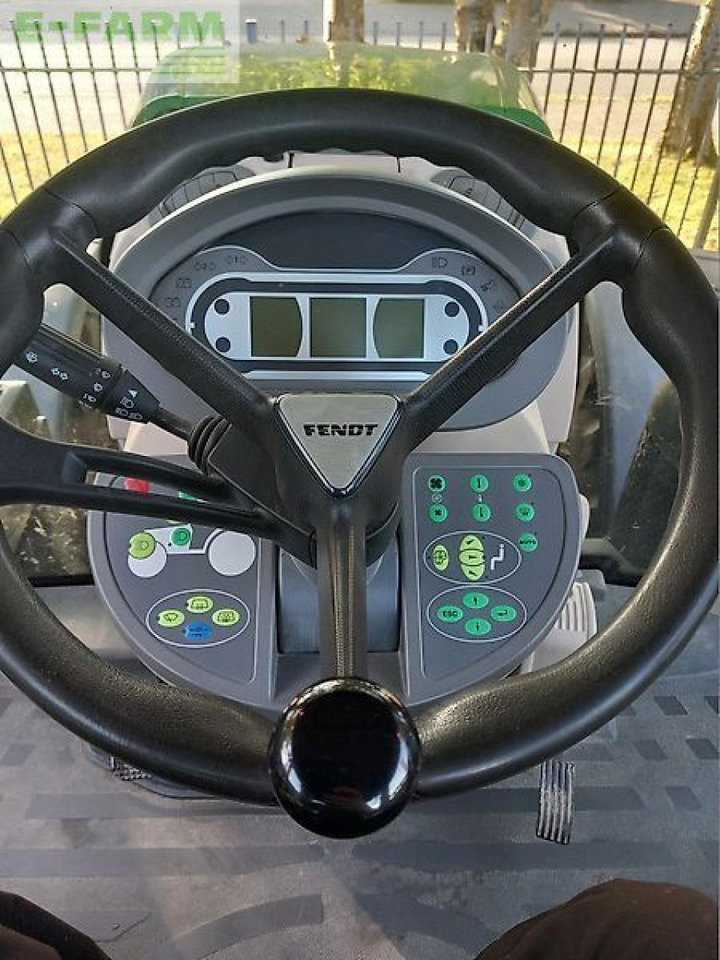 Farm tractor Fendt 828 s4 profiplus: picture 7
