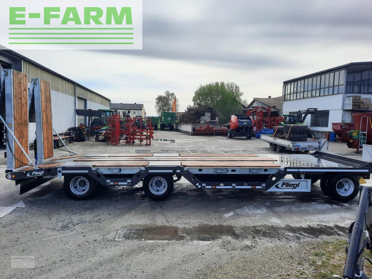 Fliegl dts 300 - Low loader trailer: picture 5 Fliegl dts 300 - Low loader trailer: picture 5