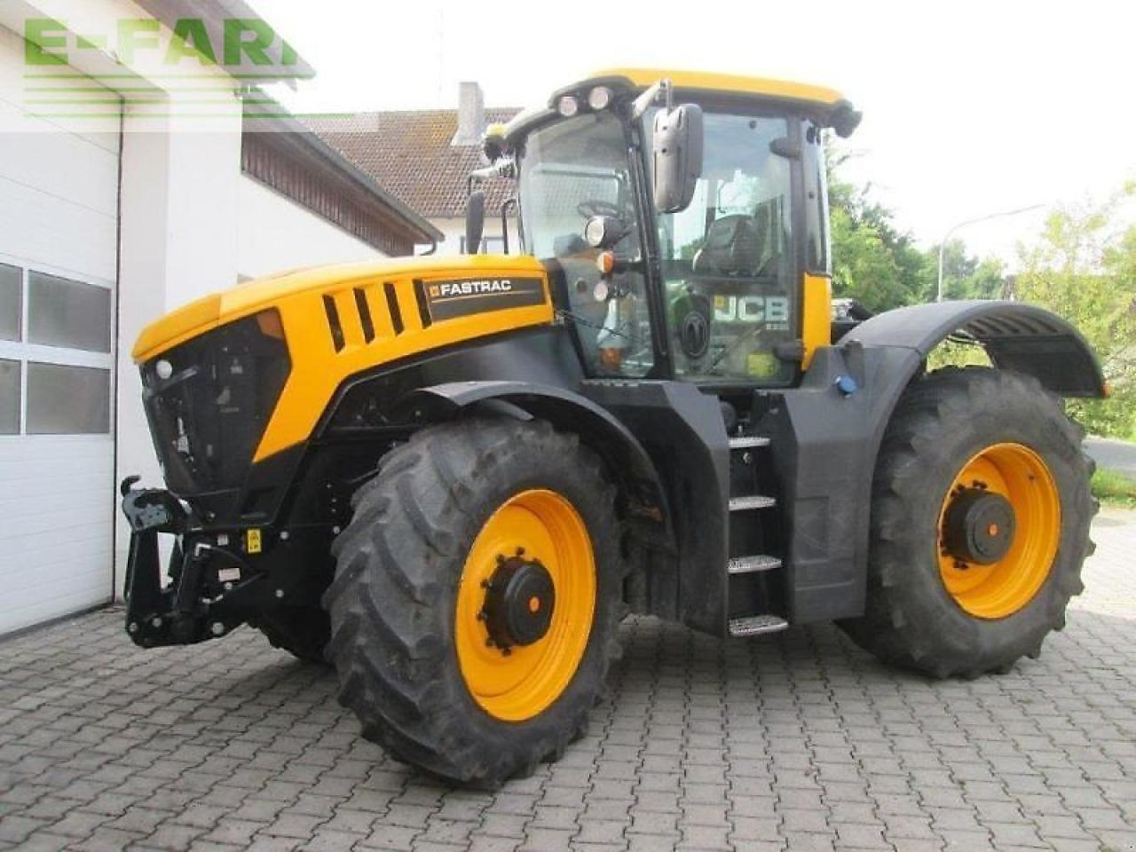 JCB 8330 - Farm tractor: picture 1 JCB 8330 - Farm tractor: picture 1