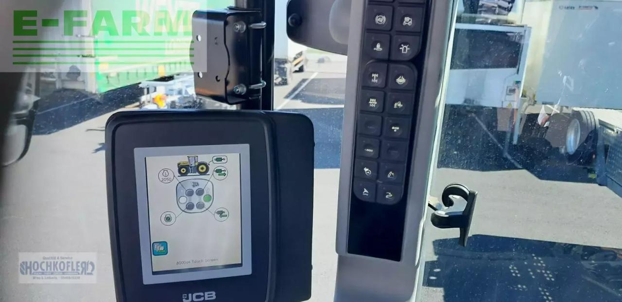 JCB 8330 - Farm tractor: picture 4 JCB 8330 - Farm tractor: picture 4