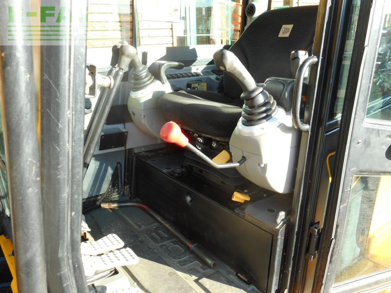 Mini excavator JCB 86 c-1 ( 8.775kg ): picture 7