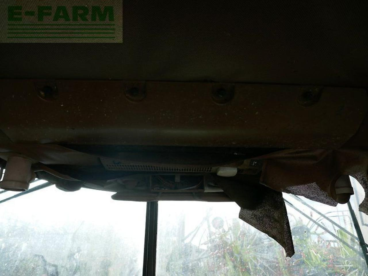 Farm tractor John Deere 2850 as: picture 13