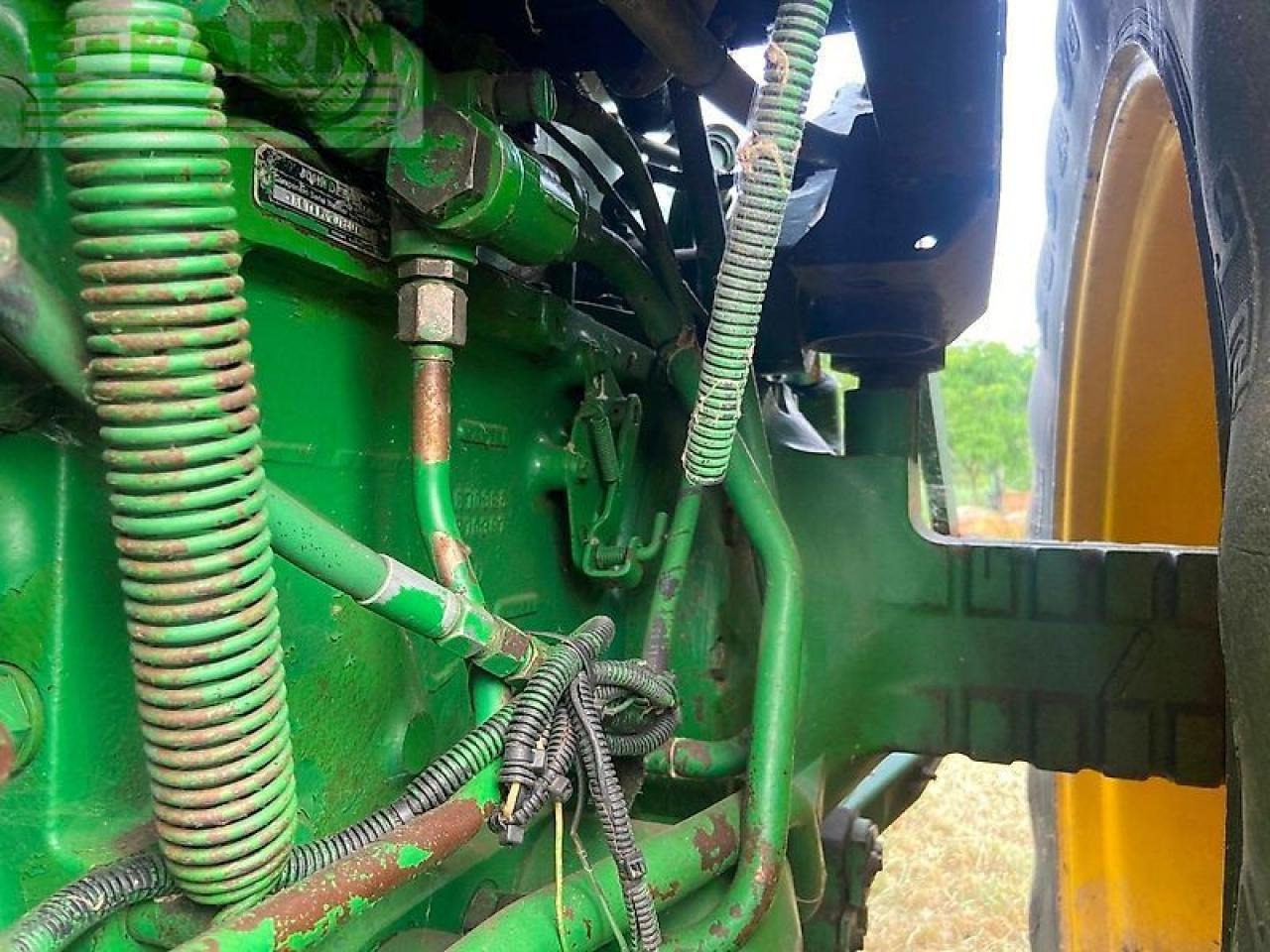 Farm tractor John Deere 4650: picture 20
