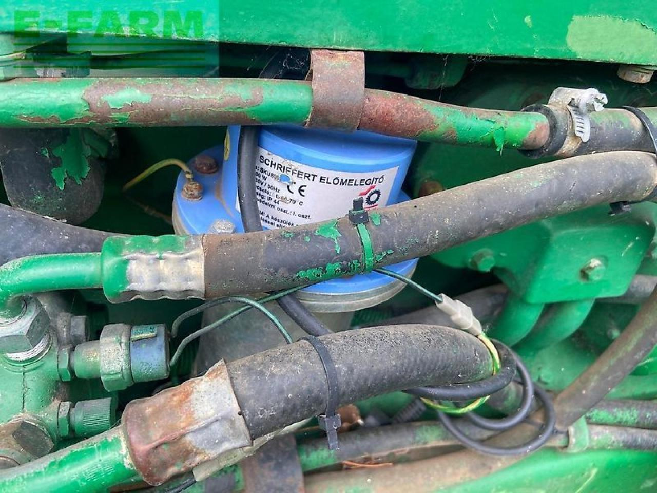 Farm tractor John Deere 4650: picture 17