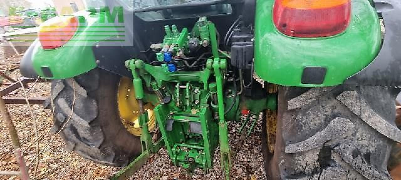 John Deere 5115m - Farm tractor: picture 3 John Deere 5115m - Farm tractor: picture 3
