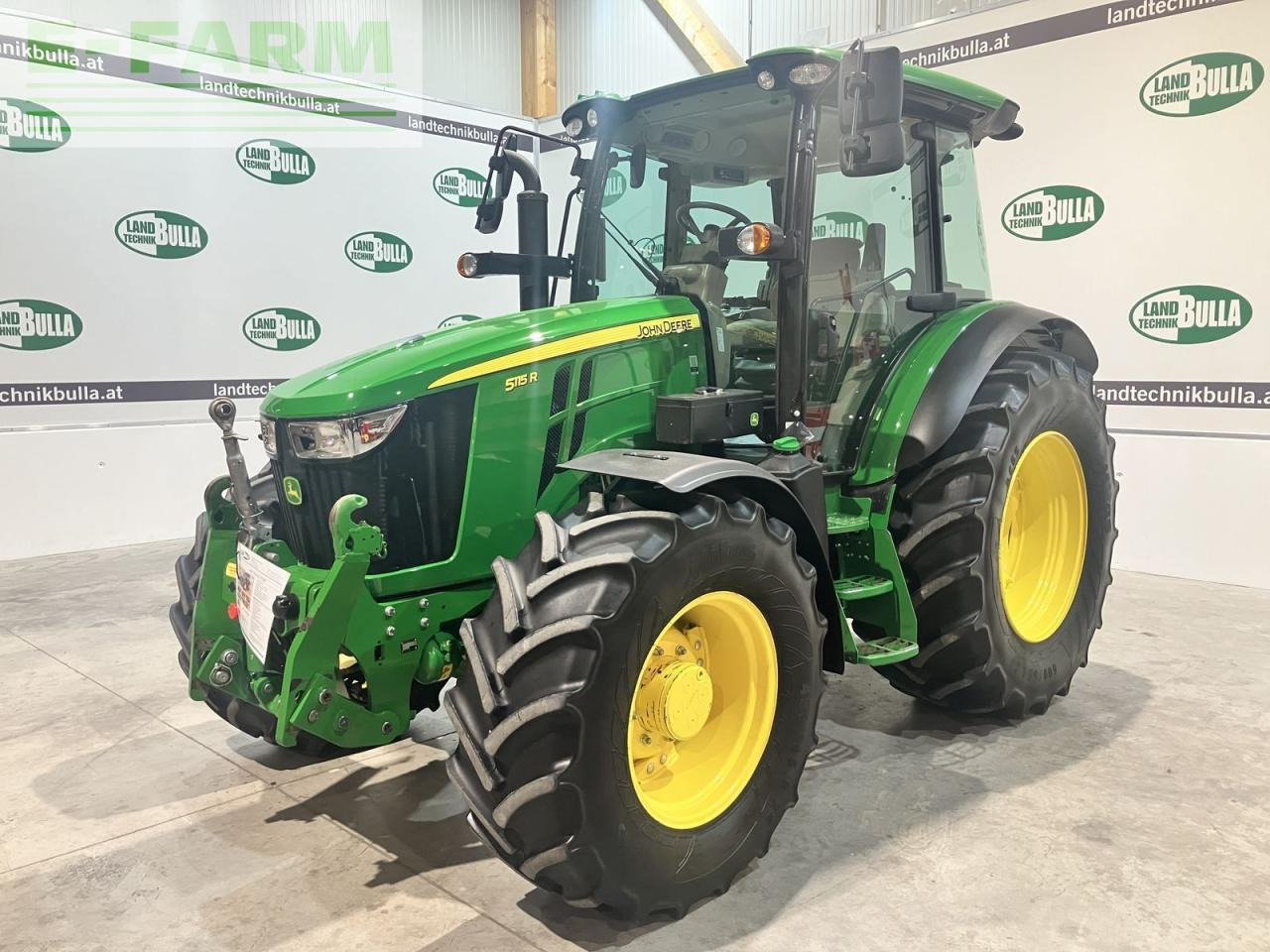 John Deere 5115r - Farm tractor: picture 1 John Deere 5115r - Farm tractor: picture 1