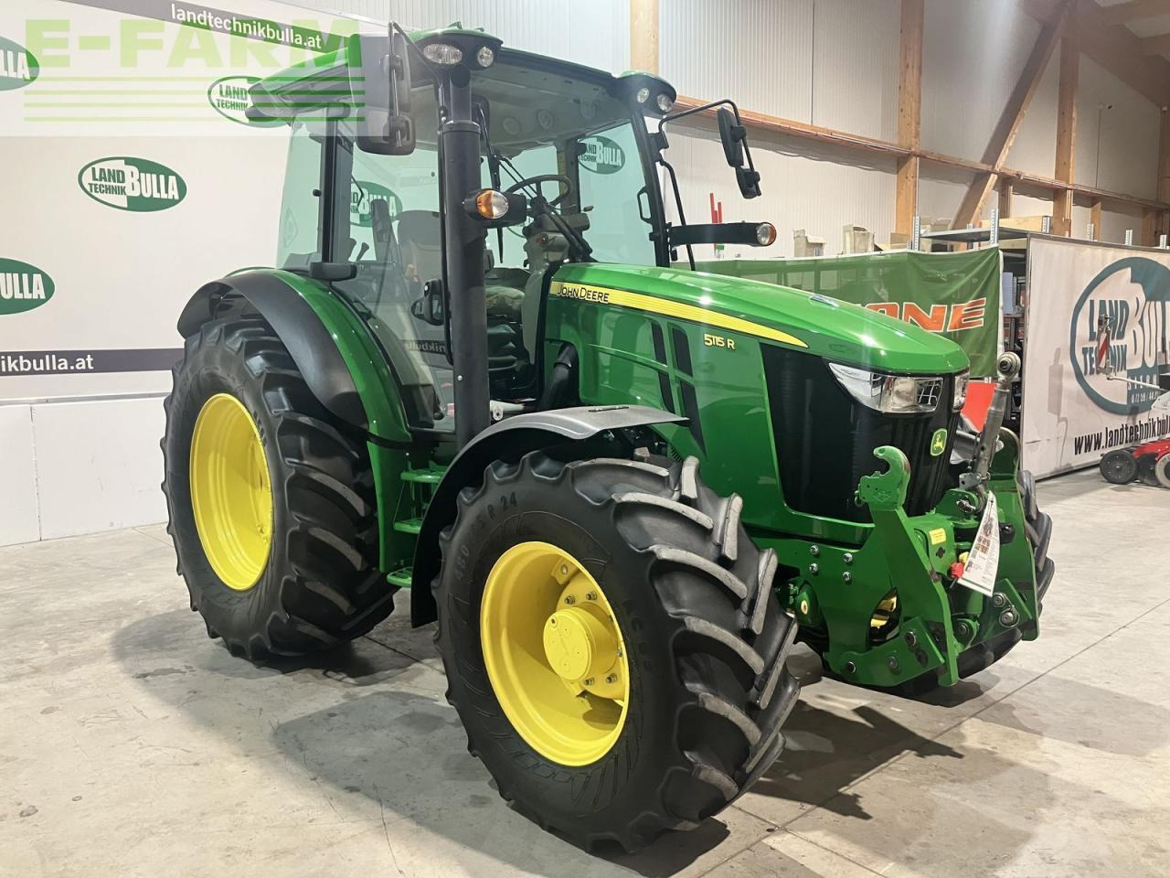 John Deere 5115r - Farm tractor: picture 2 John Deere 5115r - Farm tractor: picture 2