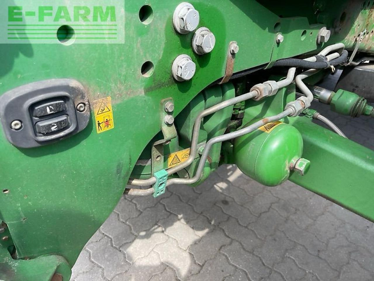 Farm tractor John Deere 6175 r: picture 11 Farm tractor John Deere 6175 r: picture 11