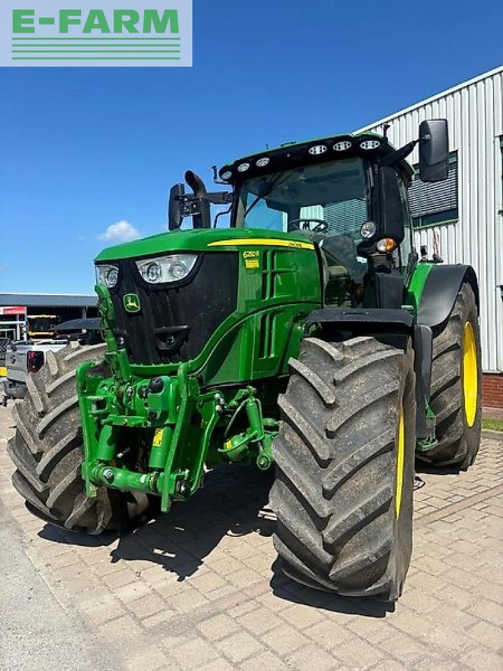 Farm tractor John Deere 6250r: picture 9