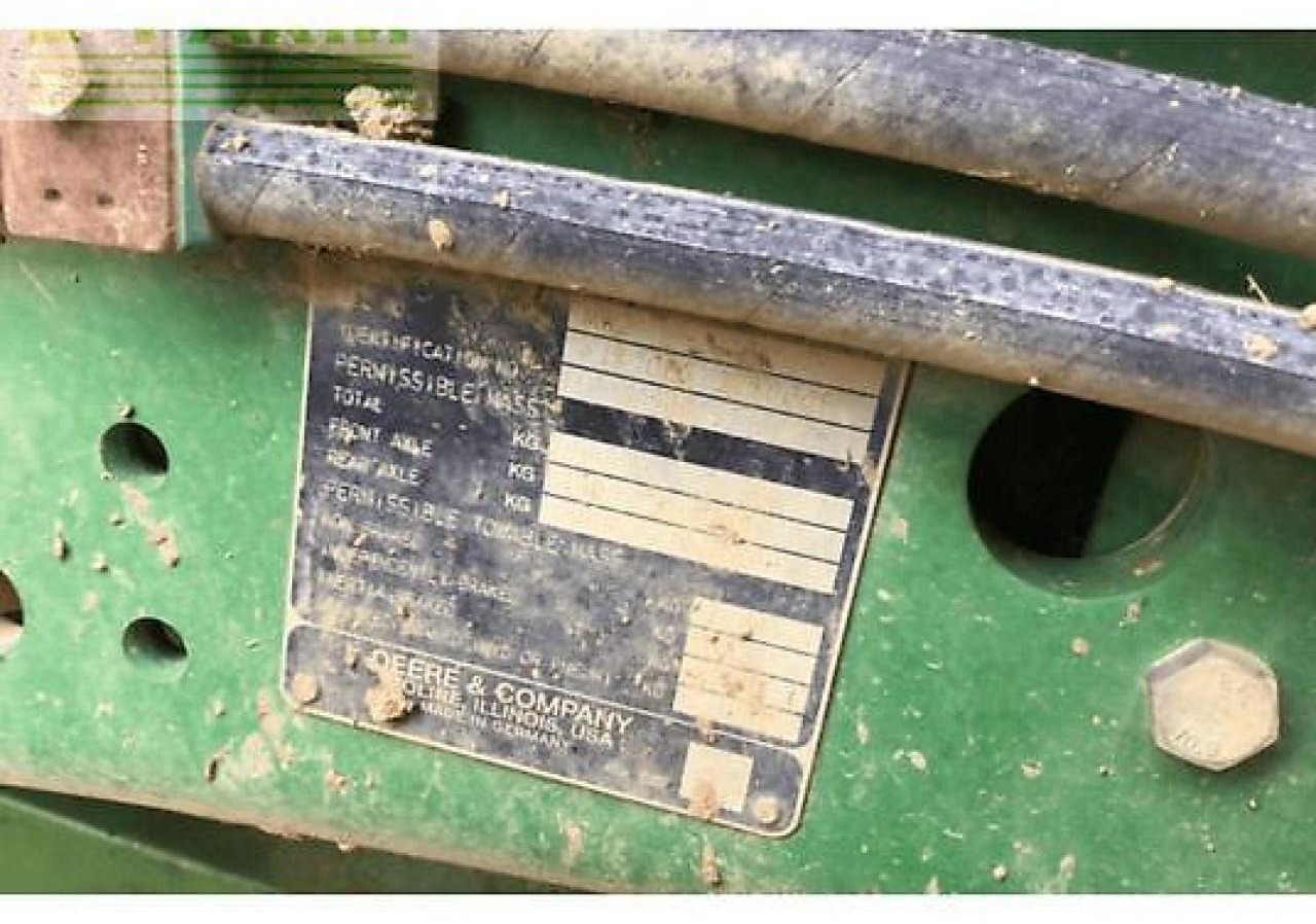 Farm tractor John Deere 6930 premium: picture 10 Farm tractor John Deere 6930 premium: picture 10