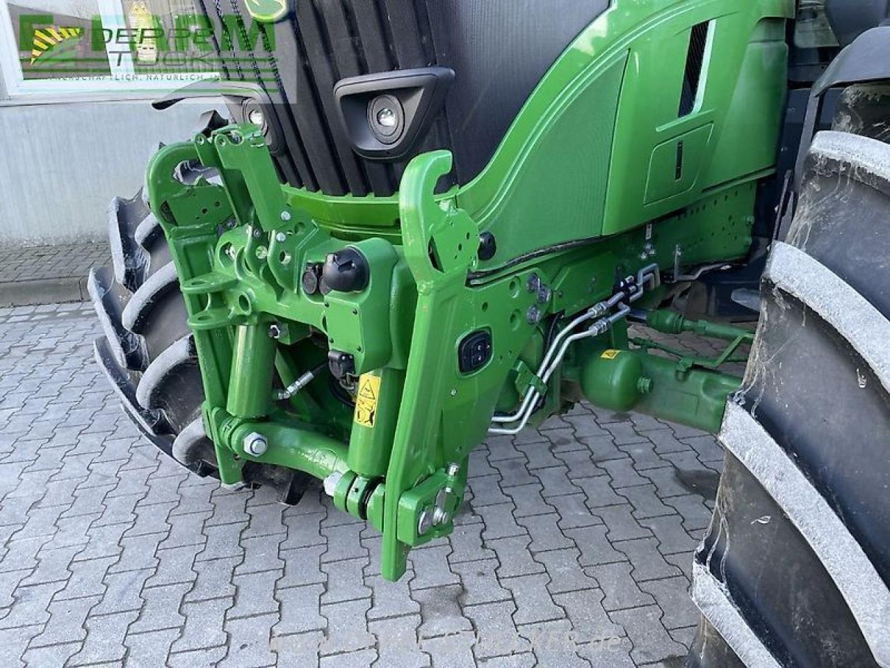Farm tractor John Deere 6r 175: picture 16