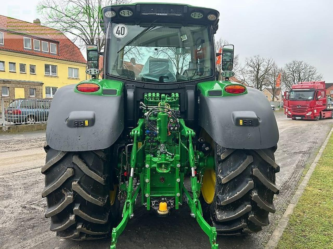 John Deere 6r 185 - Farm tractor: picture 5 John Deere 6r 185 - Farm tractor: picture 5
