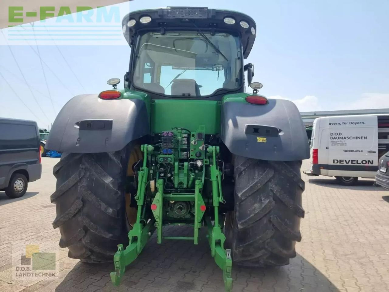 Farm tractor John Deere 8400 r: picture 6