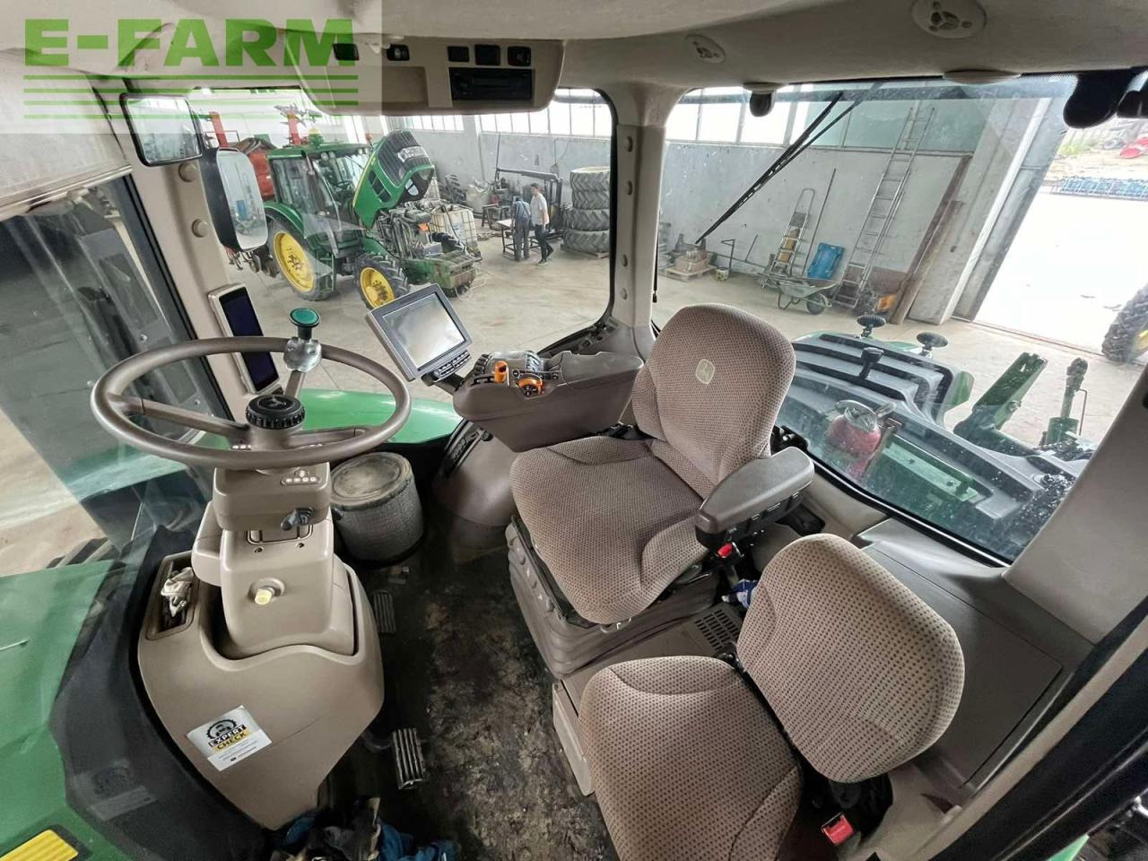 Farm tractor John Deere 9620RX: picture 10