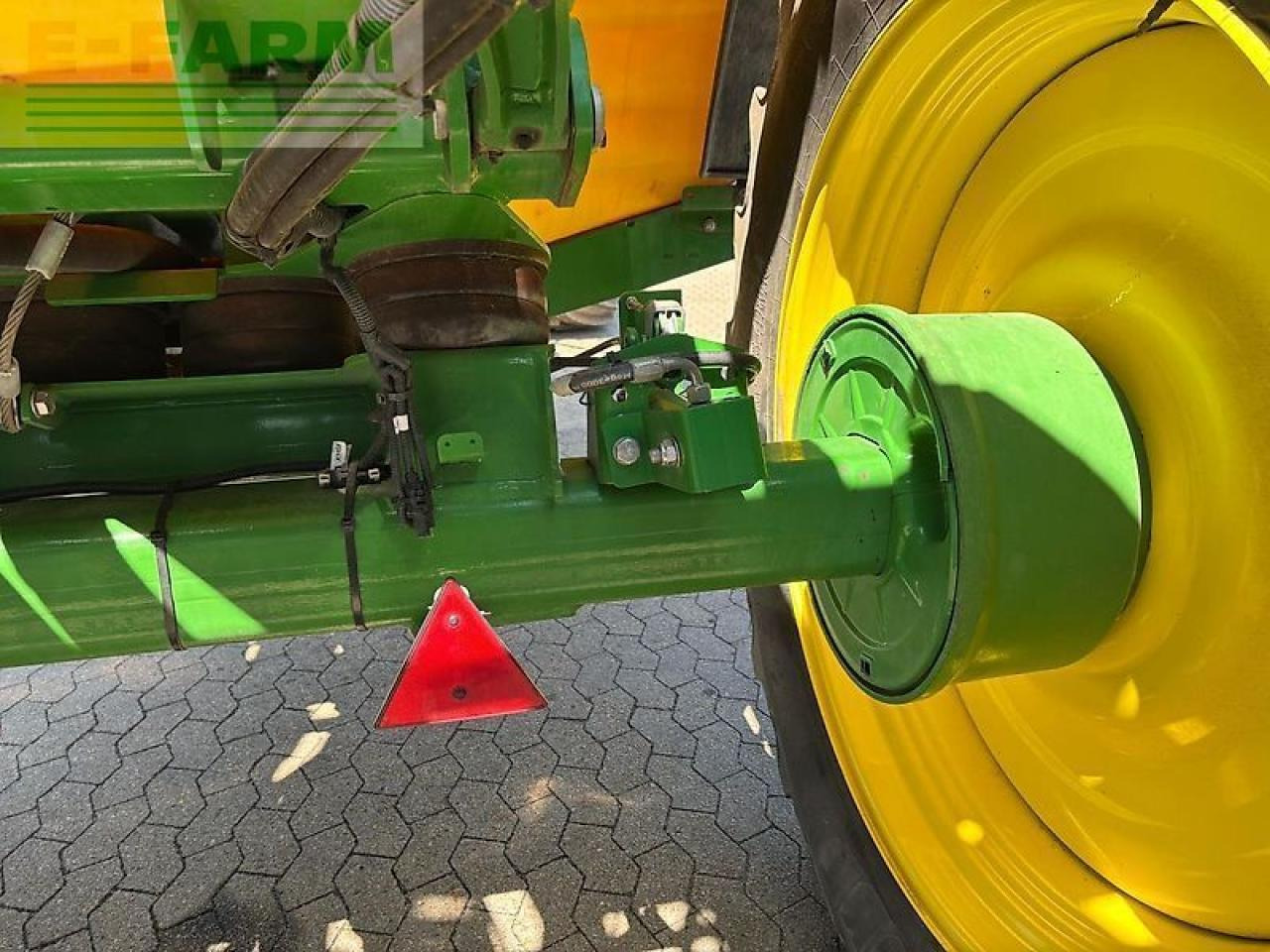 Trailed sprayer John Deere m952i: picture 6