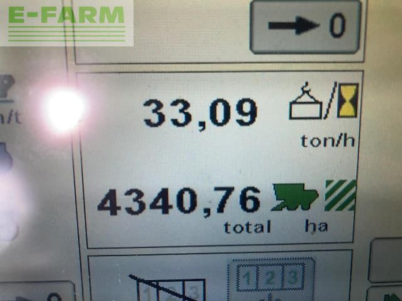 Combine harvester John Deere s690: picture 9