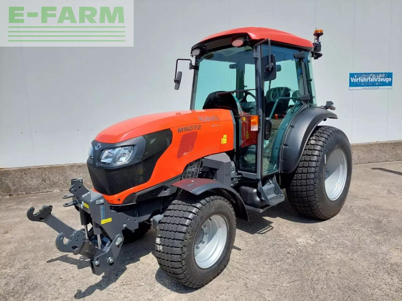 Kubota m5-072 narrow - Farm tractor: picture 5 Kubota m5-072 narrow - Farm tractor: picture 5
