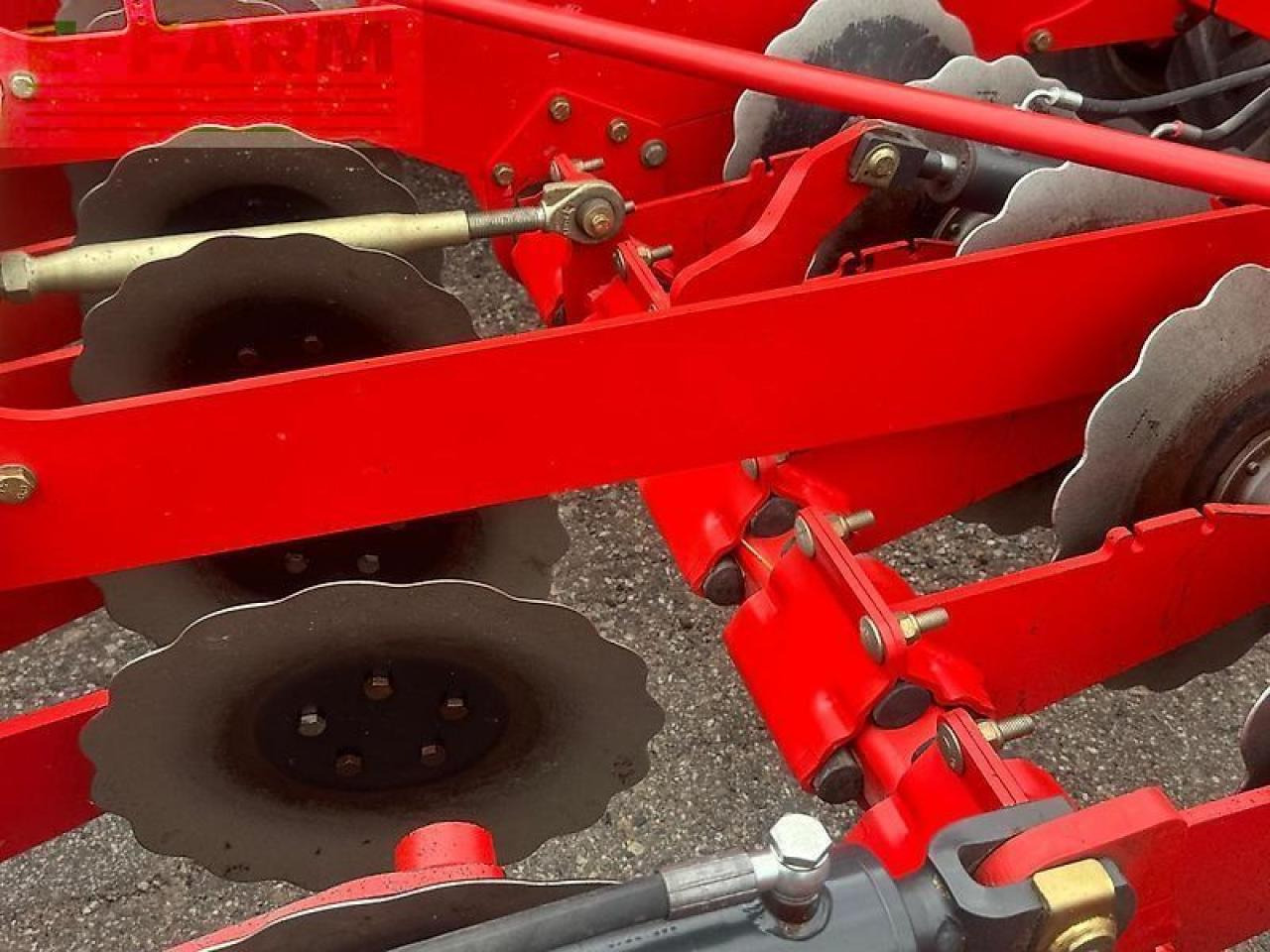 Seed drill Kverneland u drill 600: picture 10 Seed drill Kverneland u drill 600: picture 10