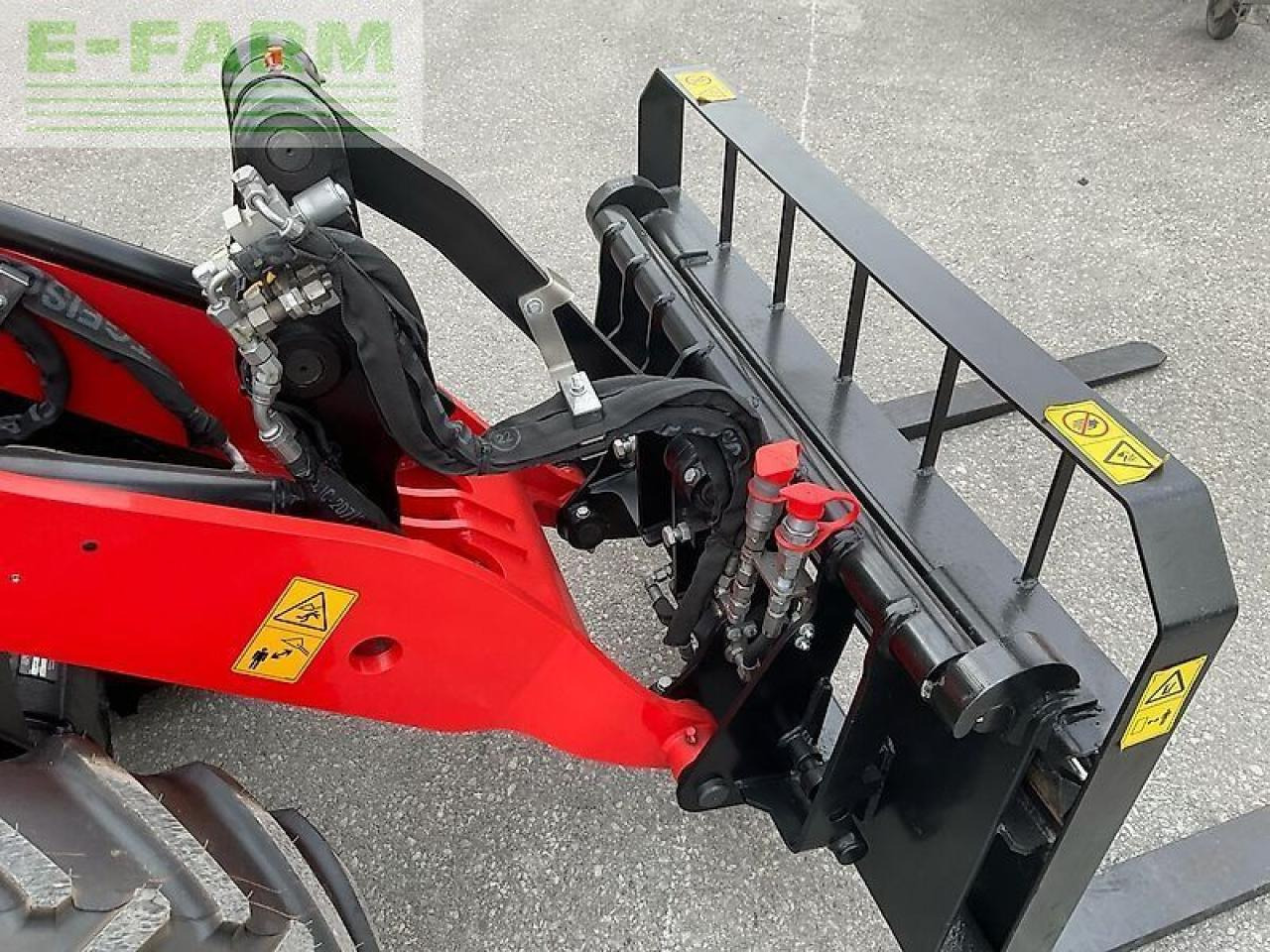 Mini excavator Manitou mla 3-25 h: picture 13