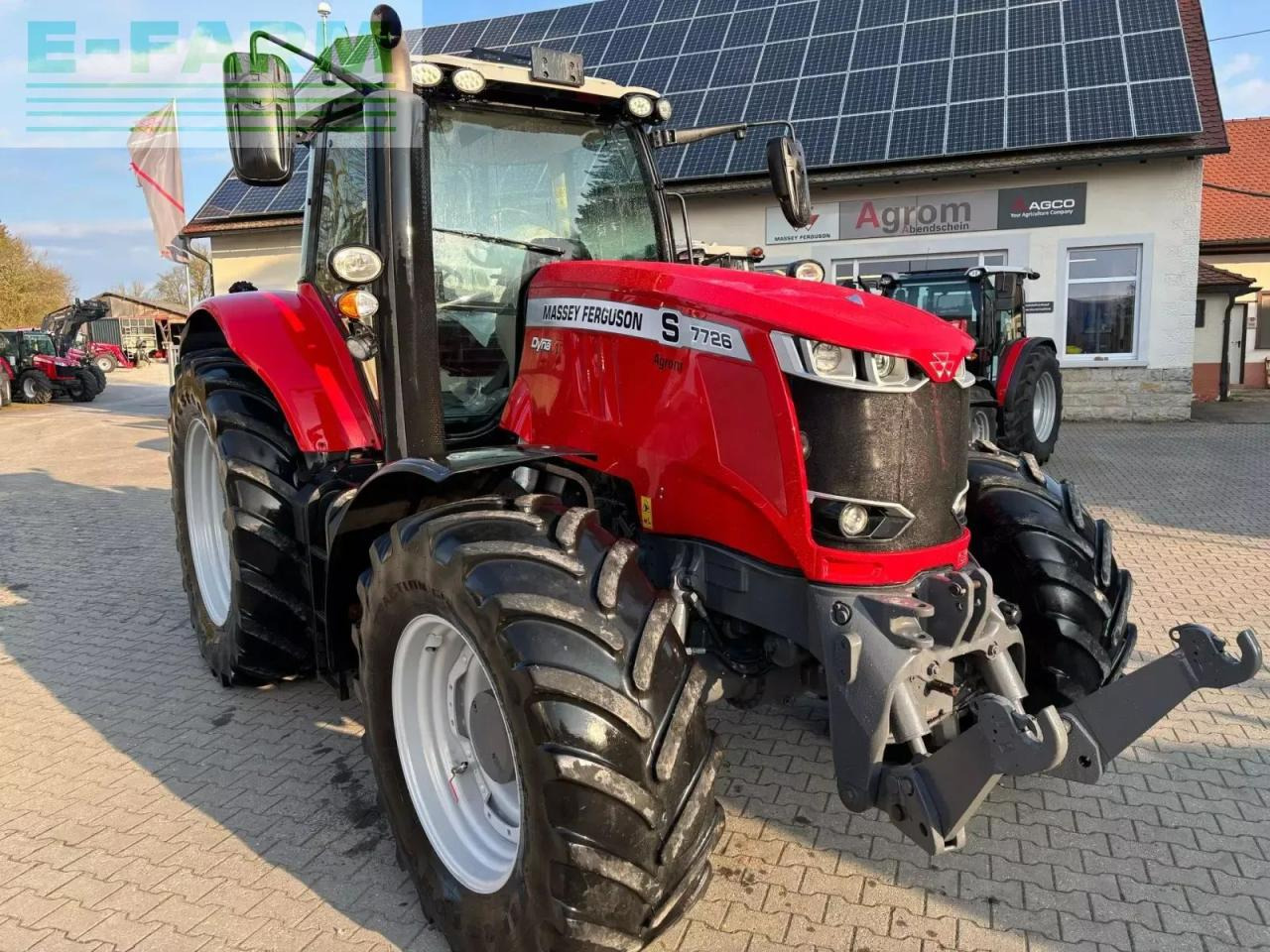 Massey Ferguson 7726 s vt next edition - Farm tractor: picture 1 Massey Ferguson 7726 s vt next edition - Farm tractor: picture 1