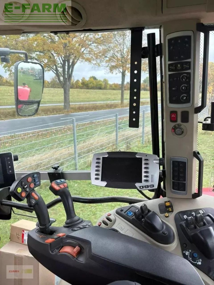 Massey Ferguson 7726s - Farm tractor: picture 3 Massey Ferguson 7726s - Farm tractor: picture 3