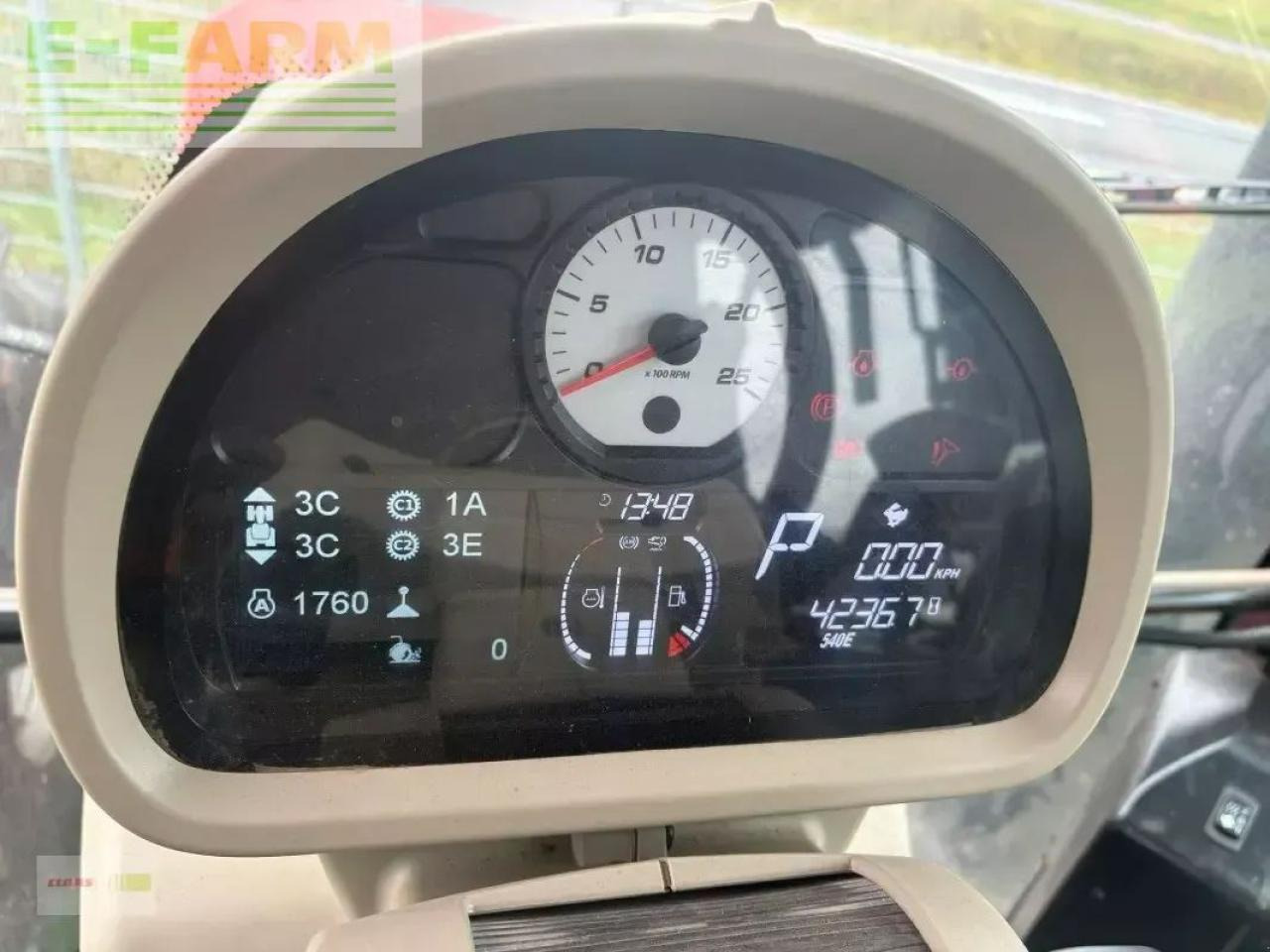 Massey Ferguson 7726s - Farm tractor: picture 4 Massey Ferguson 7726s - Farm tractor: picture 4