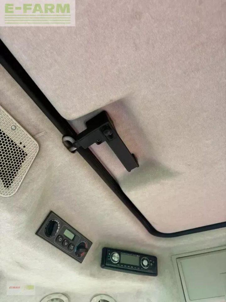 Massey Ferguson 7726s - Farm tractor: picture 2 Massey Ferguson 7726s - Farm tractor: picture 2