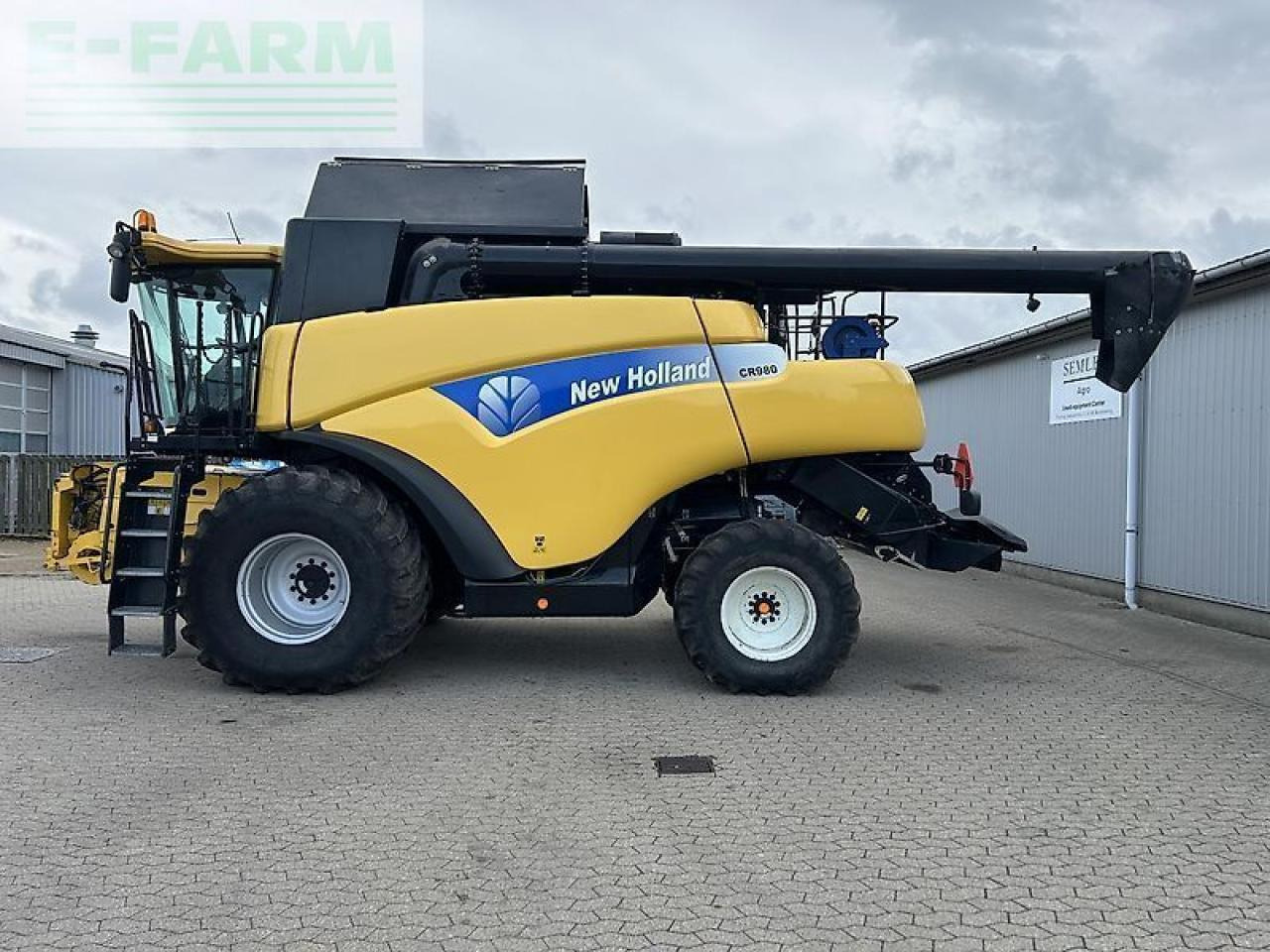 Combine harvester New Holland cr 980: picture 10