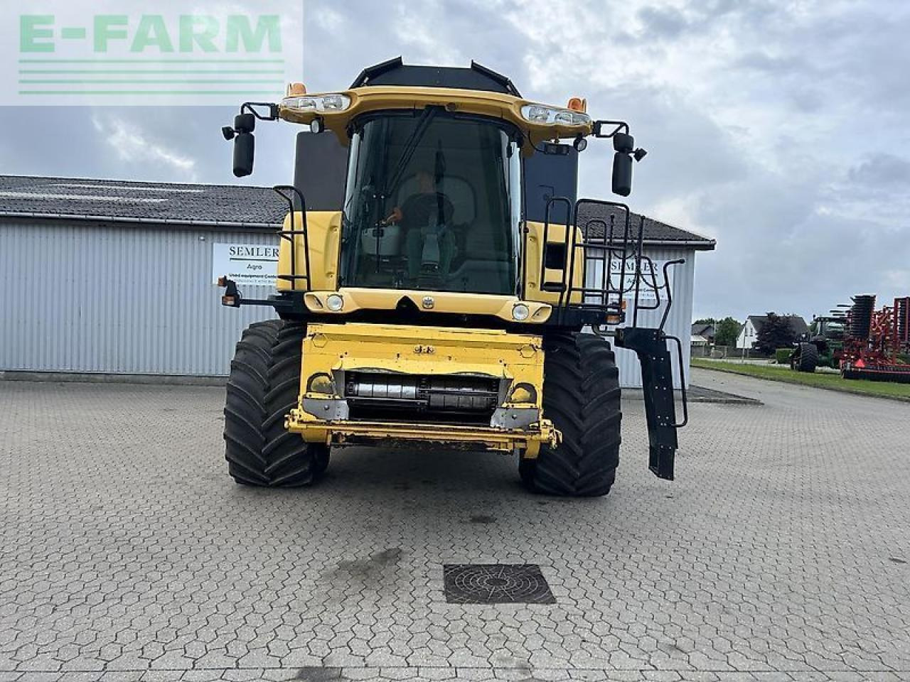 Combine harvester New Holland cr 980: picture 12