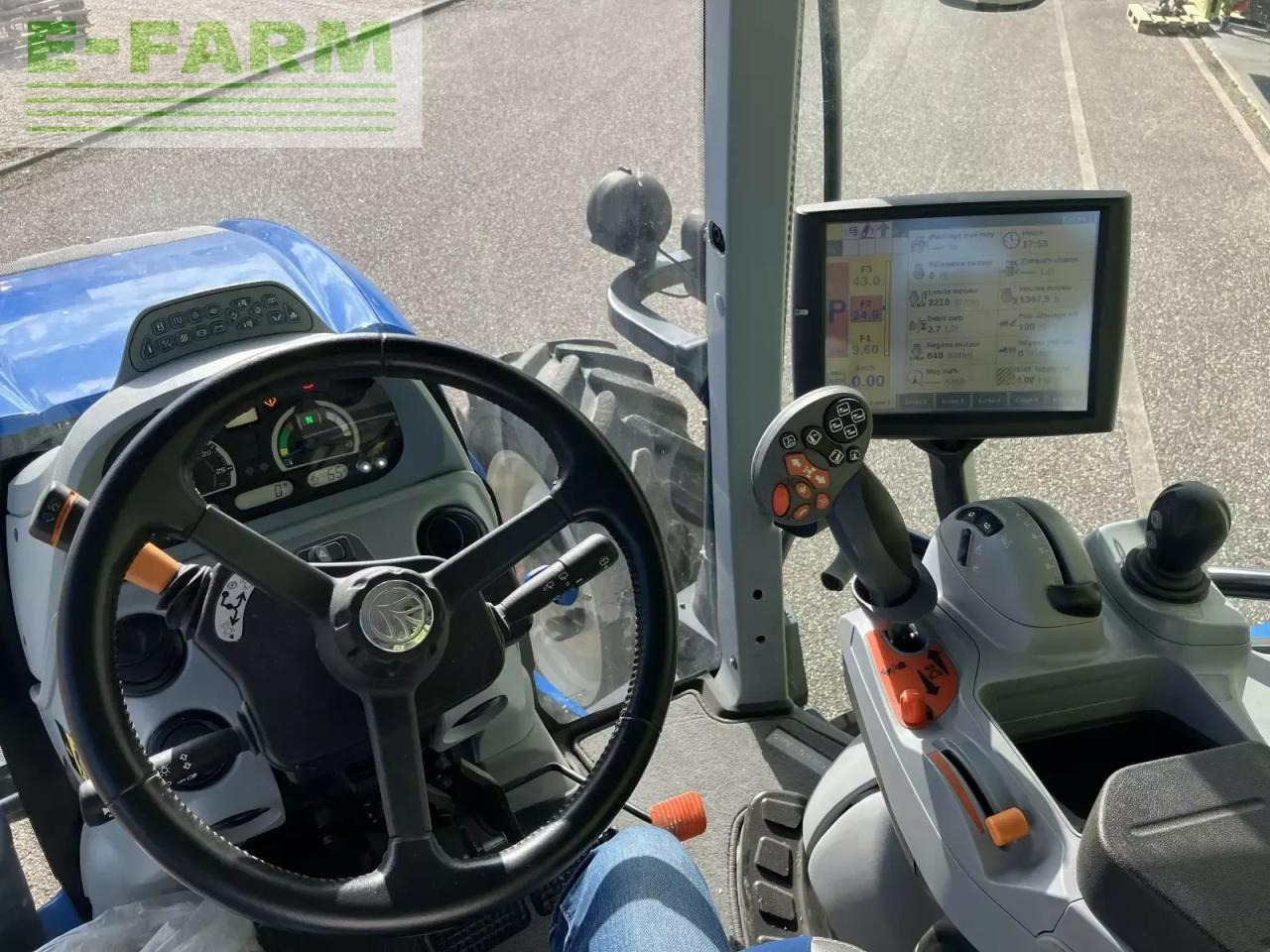 Farm tractor New Holland t5.110 ac AC: picture 8