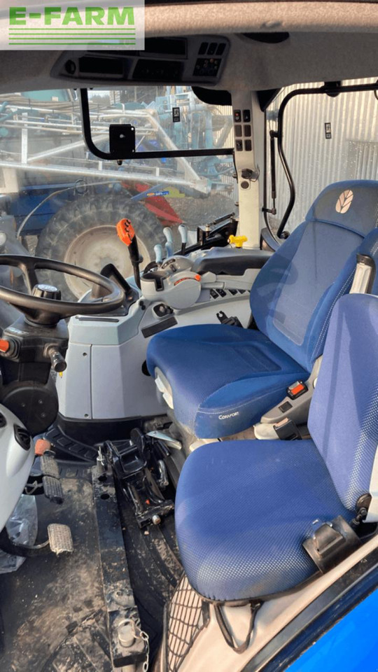 Farm tractor New Holland t7.165s range command s5 S: picture 8