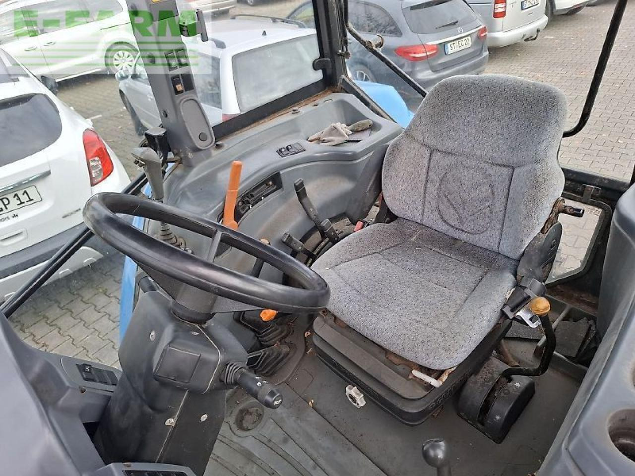 Farm tractor New Holland tla 80: picture 11 Farm tractor New Holland tla 80: picture 11