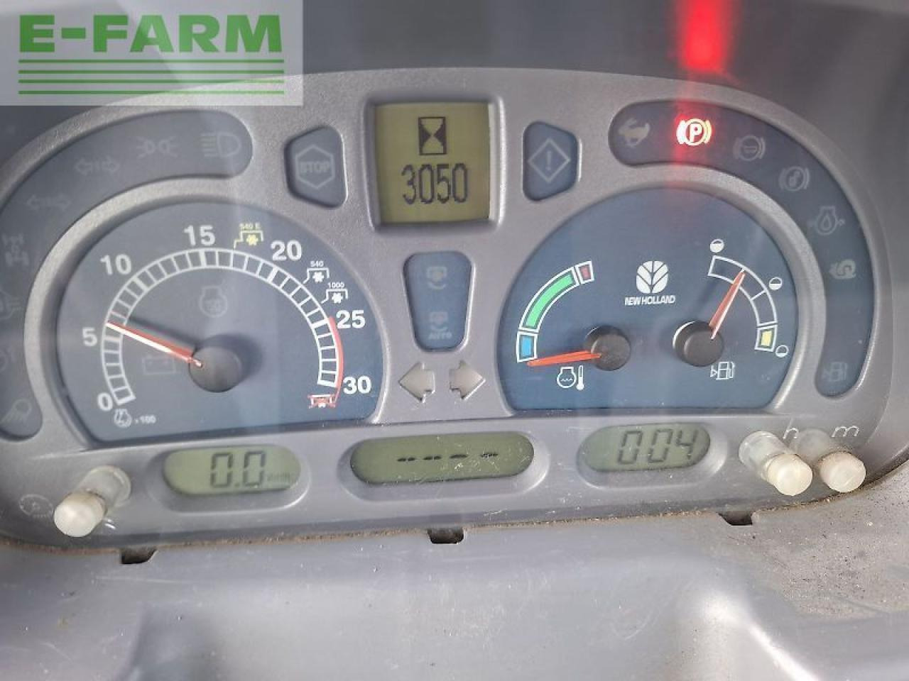 Farm tractor New Holland tla 80: picture 13 Farm tractor New Holland tla 80: picture 13