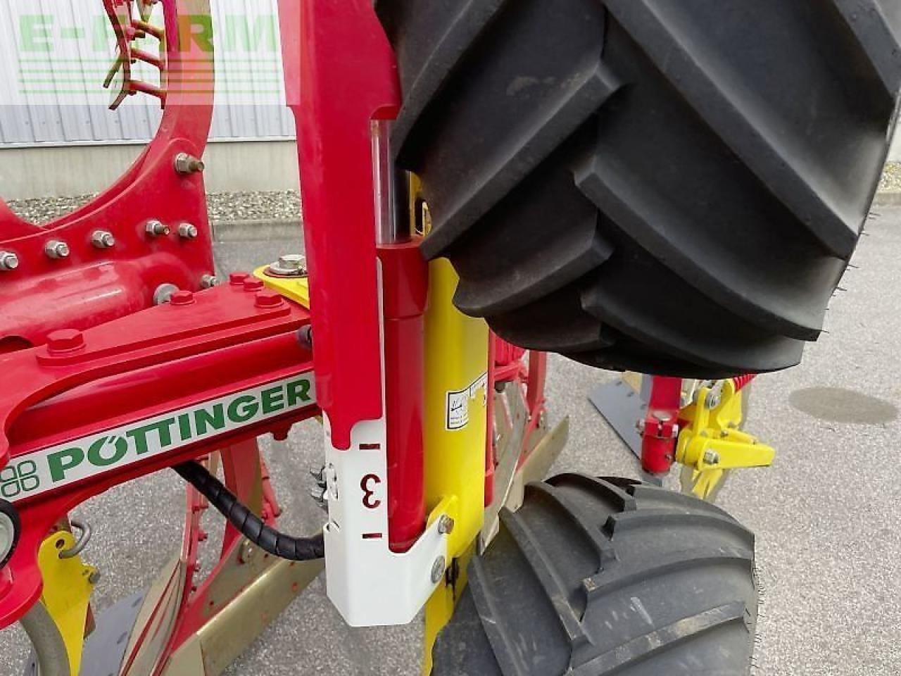 Plow Pöttinger servo 3000 plus nova 4-scharig: picture 11 Plow Pöttinger servo 3000 plus nova 4-scharig: picture 11