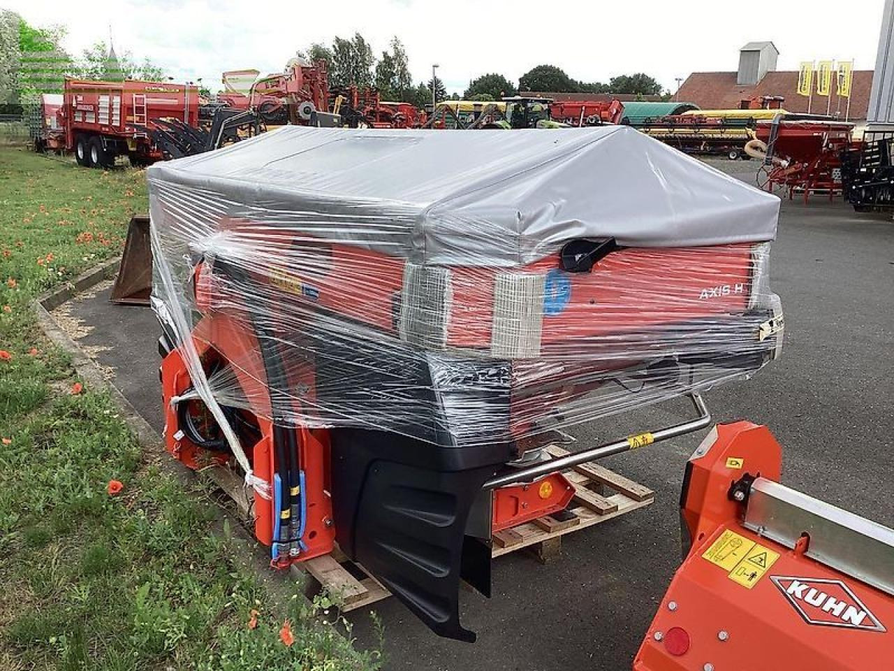 Rauch rauch axis h 30.2 emc+w cci 1200 - Fertilizer spreader: picture 3 Rauch rauch axis h 30.2 emc+w cci 1200 - Fertilizer spreader: picture 3