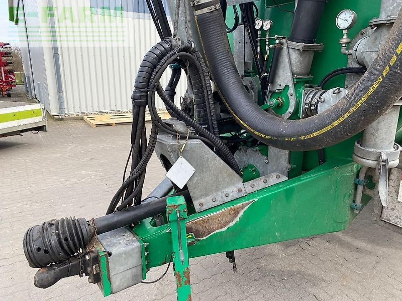 Fertilizing equipment Samson pg 18: picture 15