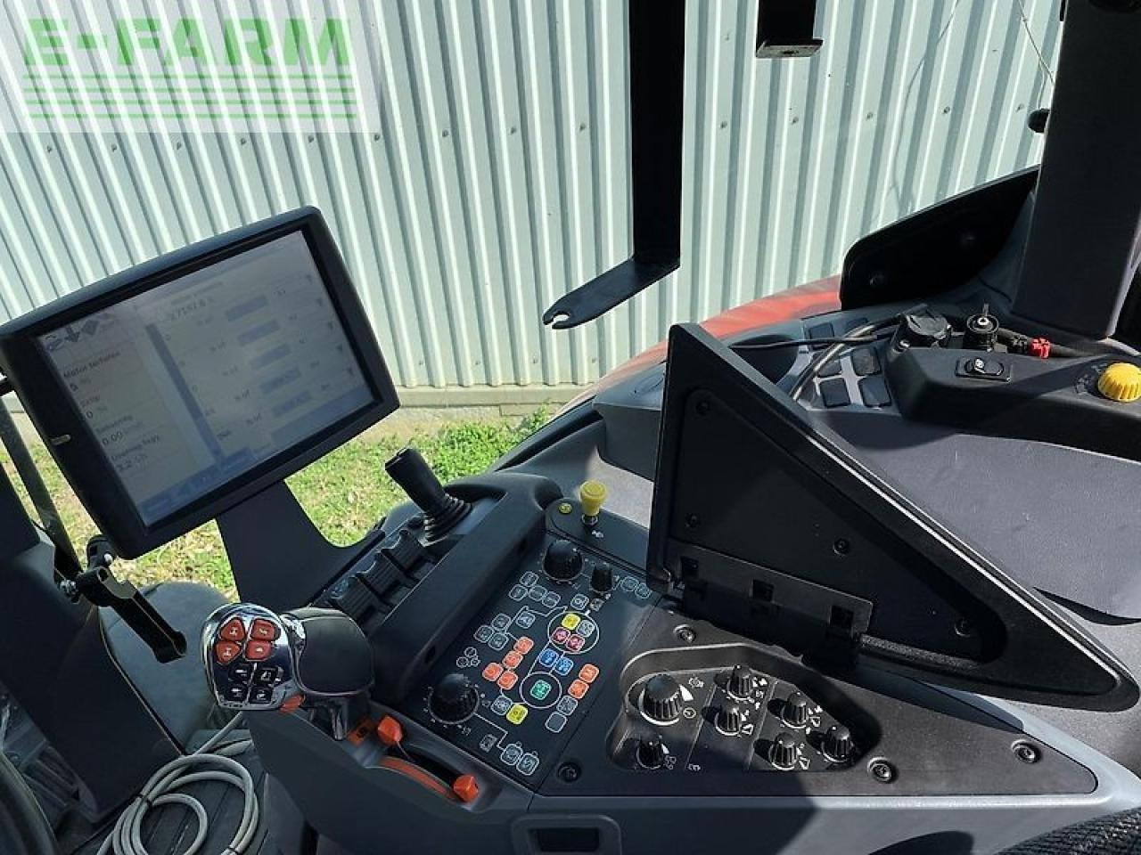Farm tractor Steyr 6170 cvt: picture 30