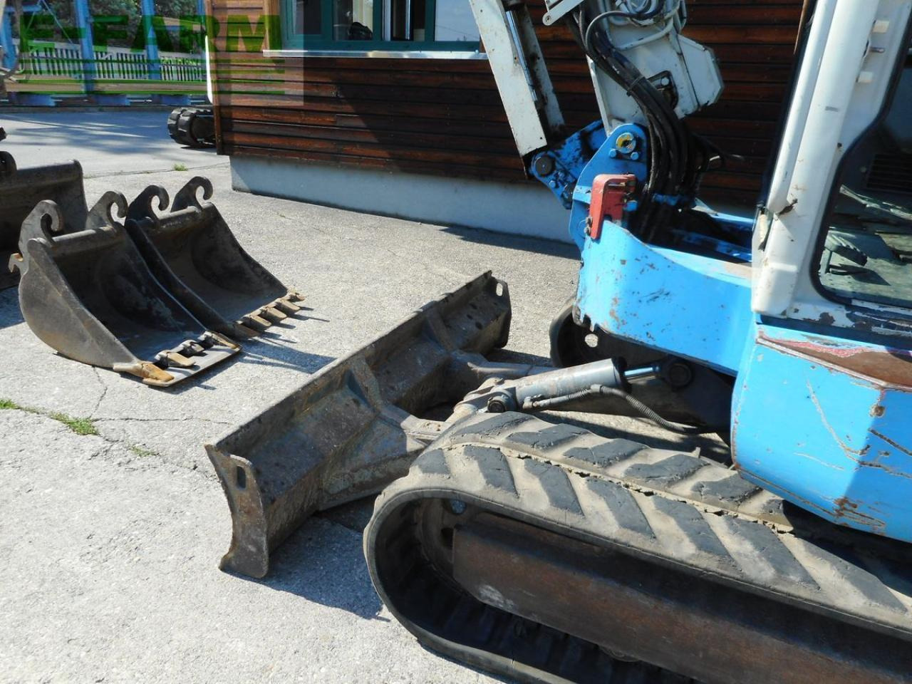 Mini excavator Takeuchi tb 153fr ( 5.650kg ) rototilt +ähnlich powertilt: picture 9