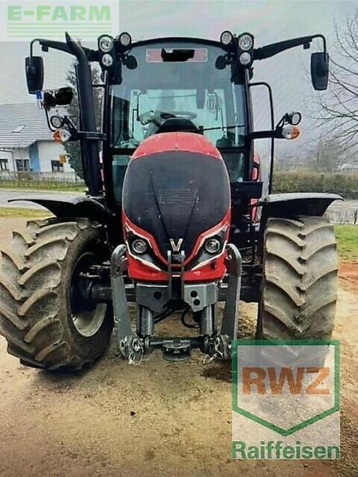 Valtra a85 - Farm tractor: picture 1 Valtra a85 - Farm tractor: picture 1