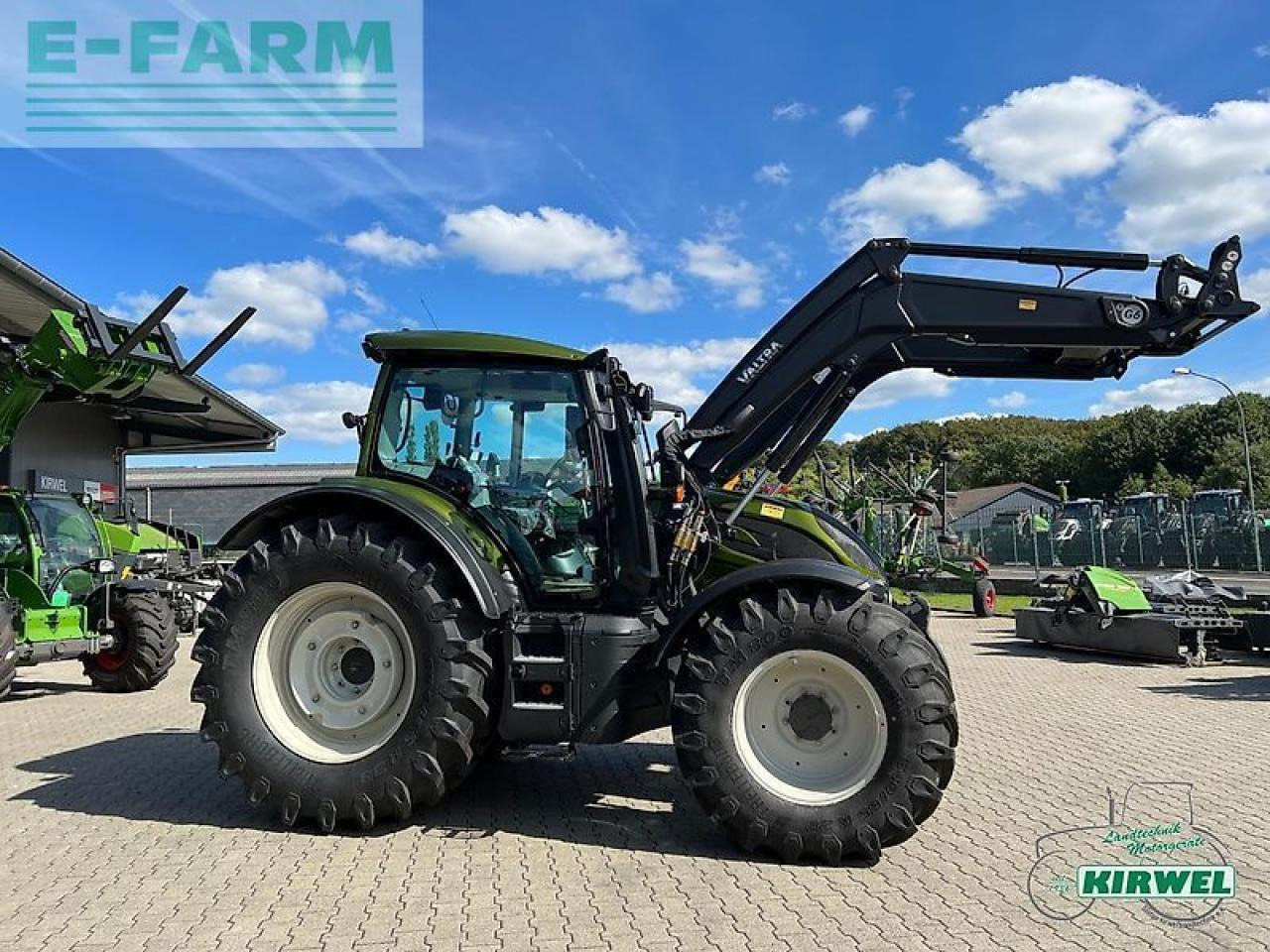 Farm tractor Valtra n 175 active Active: picture 6