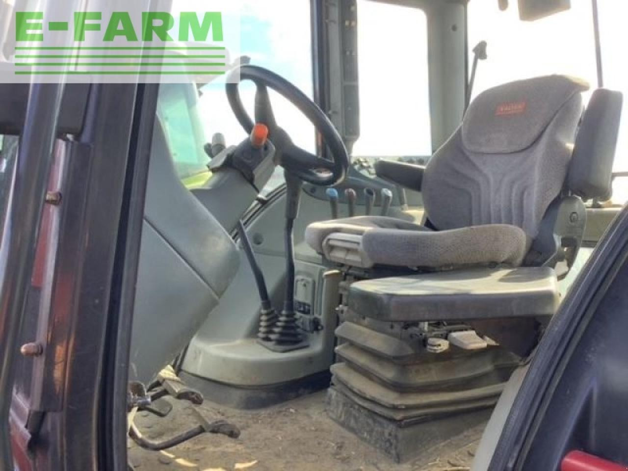 Valtra n111 hitech HiTech - Farm tractor: picture 4 Valtra n111 hitech HiTech - Farm tractor: picture 4