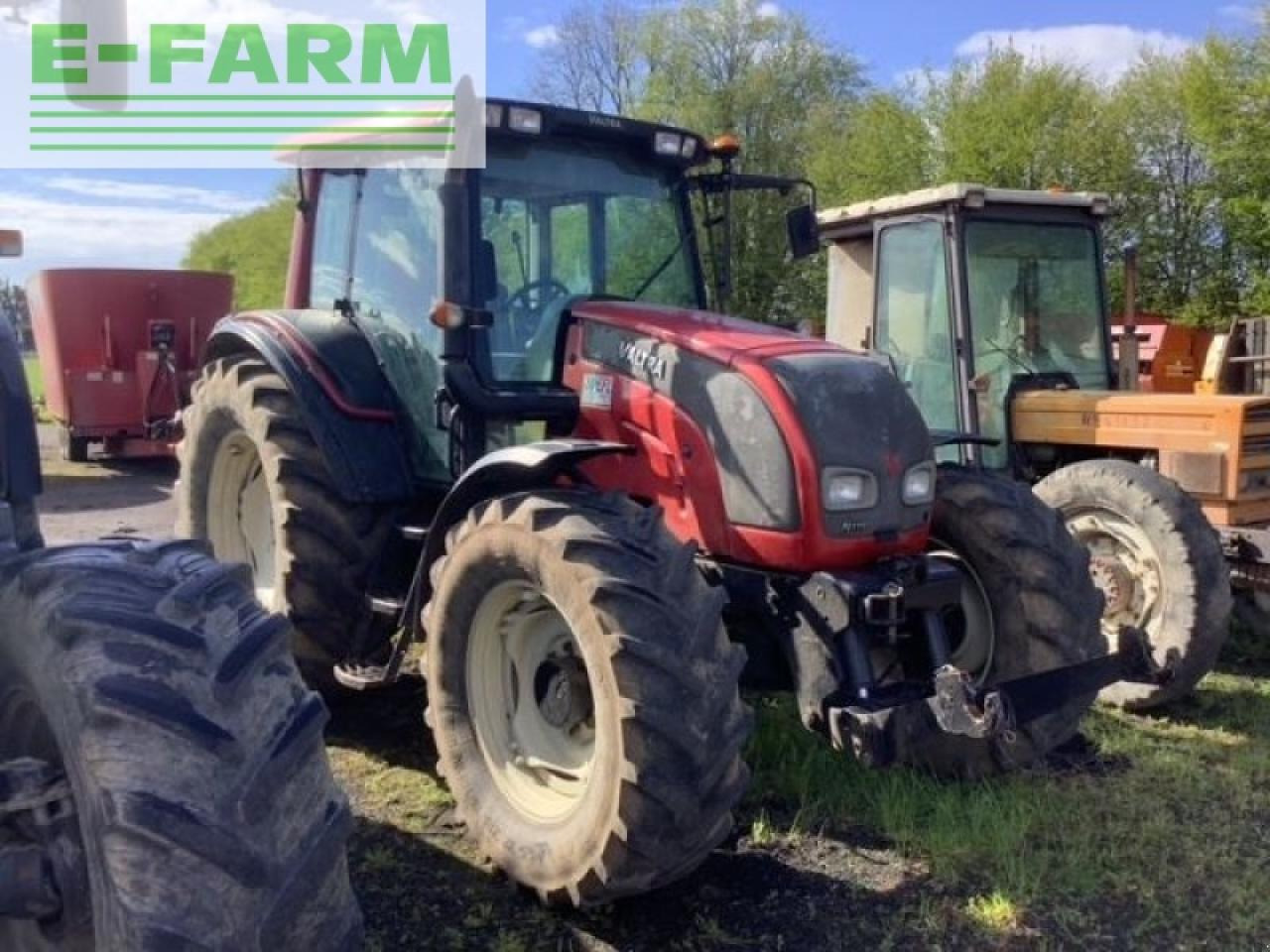 Valtra n111 hitech HiTech - Farm tractor: picture 2 Valtra n111 hitech HiTech - Farm tractor: picture 2
