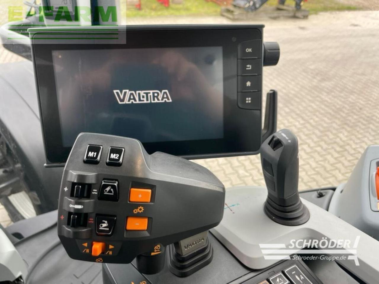 Farm tractor Valtra t 214 d smarttouch + rtk: picture 13