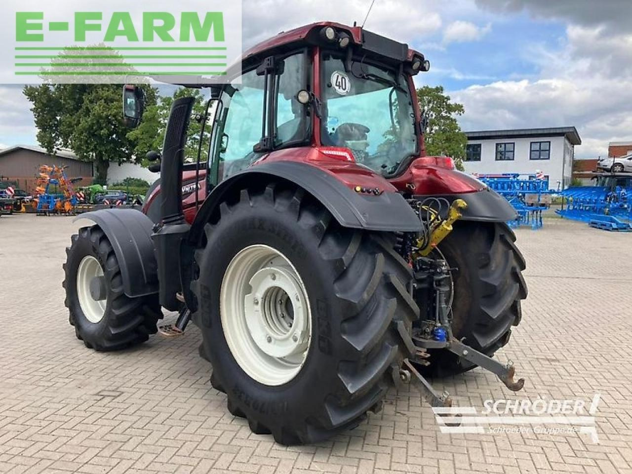 Farm tractor Valtra t 254 v smarttouch: picture 6
