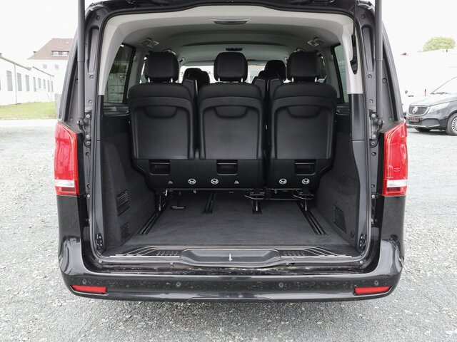 MERCEDES-BENZ V 300 Avantgarde Extralang,2xSchiebetür elektr.... - Minibus, Passenger van: picture 2 MERCEDES-BENZ V 300 Avantgarde Extralang,2xSchiebetür elektr.... - Minibus, Passenger van: picture 2