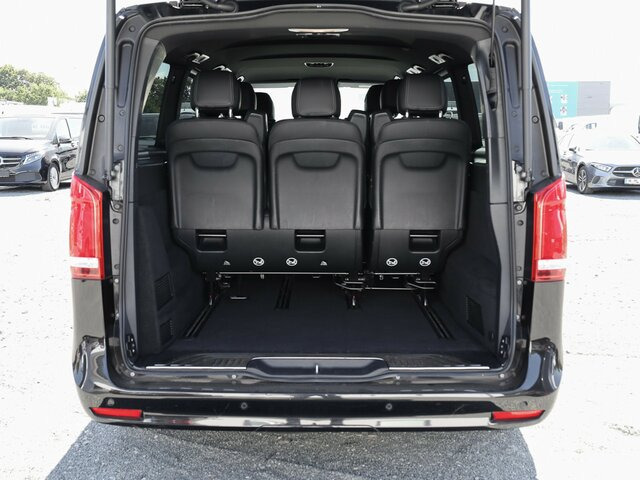MERCEDES-BENZ V 300 Avantgarde Extralang,2xSchiebetür elektr. - Minibus, Passenger van: picture 2 MERCEDES-BENZ V 300 Avantgarde Extralang,2xSchiebetür elektr. - Minibus, Passenger van: picture 2