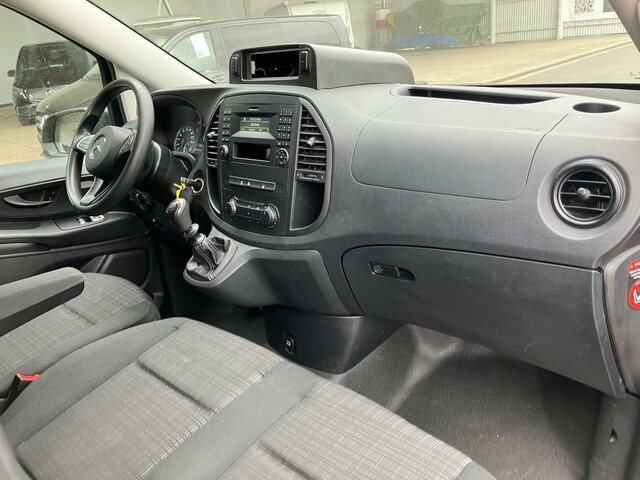 MERCEDES-BENZ Vito114 Mixto Extralang,Klima,Tempomat,Standhzg - Small van: picture 4 MERCEDES-BENZ Vito114 Mixto Extralang,Klima,Tempomat,Standhzg - Small van: picture 4