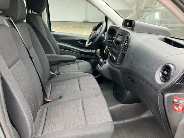 MERCEDES-BENZ Vito114 Mixto Extralang,Klima,Tempomat,Standhzg - Small van: picture 3 MERCEDES-BENZ Vito114 Mixto Extralang,Klima,Tempomat,Standhzg - Small van: picture 3